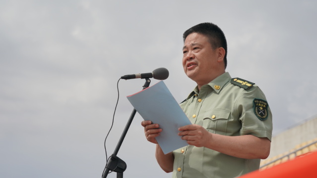 校党委常委,副校长,校国防教育工作领导小组副组长李家乐主持总结大会